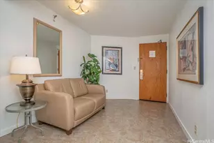 1088 Bishop St, Honolulu, HI 96813 - Photo 3