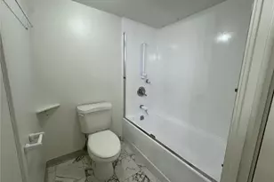 2499 Kapiolani Blvd, Honolulu, HI 96826 - Photo 5