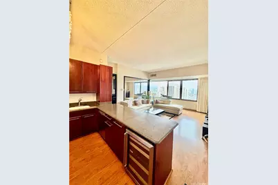 411 Hobron Lane #3904, Honolulu, HI 96815 - Photo 5