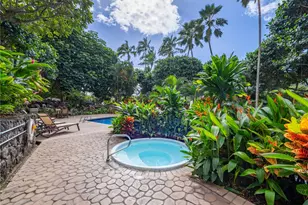 555 Hahaione St, Honolulu, HI 96825 - Photo 19