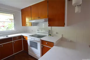 1835 Ala Aolani St, Honolulu, HI 96819 - Photo 7