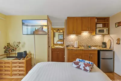 2450 Prince Edward Street #1002A, Honolulu, HI 96815 - Photo 9