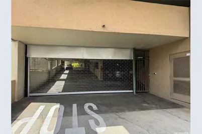 1201 Wilder Avenue #2601, Honolulu, HI 96822 - Photo 17