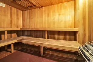 581 Kamoku St, Honolulu, HI 96826 - Photo 19