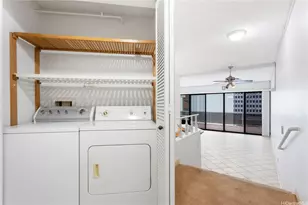 1088 Bishop St, Honolulu, HI 96813 - Photo 13