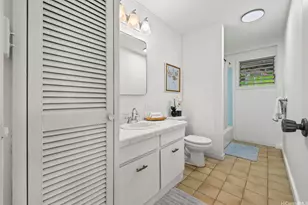 23252327 Round Top Dr, Honolulu, HI 96822 - Photo 9