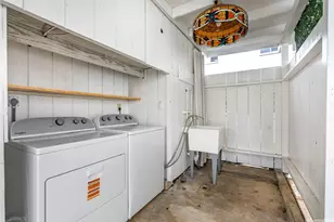 1113 Villa Ln, Honolulu, HI 96826 - Photo 23