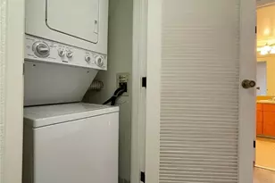 300 Wai Nani Way, Honolulu, HI 96815 - Photo 17