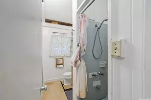 1067 Kina St, Kailua, HI 96734 - Photo 9