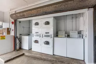 778 Wiliwili St, Honolulu, HI 96826 - Photo 13