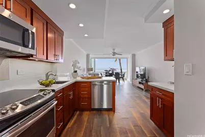 2999 Kalakaua Avenue #202, Honolulu, HI 96815 - Photo 9