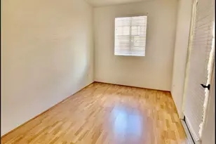 1175 Mokuhano St, Honolulu, HI 96825 - Photo 15