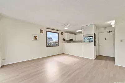 2140 Kuhio Avenue #801, Honolulu, HI 96815 - Photo 9
