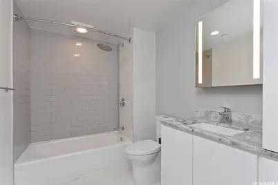 987 Queen Street #1704, Honolulu, HI 96814 - Photo 3