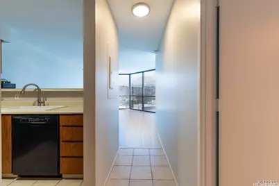 930 Kaheka Street #1204, Honolulu, HI 96814 - Photo 5