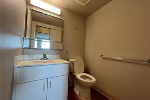 3009 Ala Makahala Pl, Honolulu, HI 96818 - Photo 5