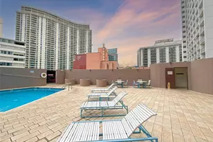 1910 Ala Moana Blvd, Honolulu, HI 96815 - Photo 19