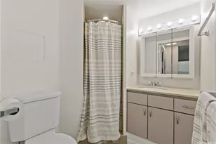 1750 Kalakaua Ave, Honolulu, HI 96826 - Photo 17