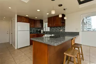 2547 Ala Wai Blvd, Honolulu, HI 96815 - Photo 17