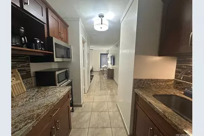 2465 Kuhio Avenue #304, Honolulu, HI 96815 - Photo 13