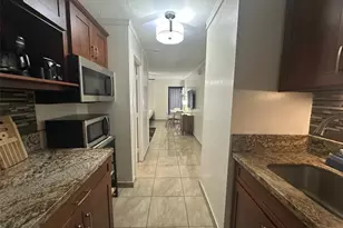 2465 Kuhio Ave, Honolulu, HI 96815 - Photo 13
