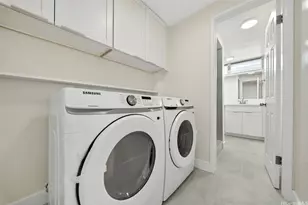 1121 Wilder Ave, Honolulu, HI 96822 - Photo 13