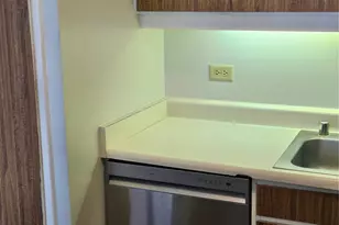 1778 Ala Moana Blvd, Honolulu, HI 96815 - Photo 5