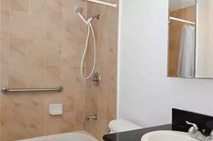 2499 Kapiolani Blvd, Honolulu, HI 96826 - Photo 9