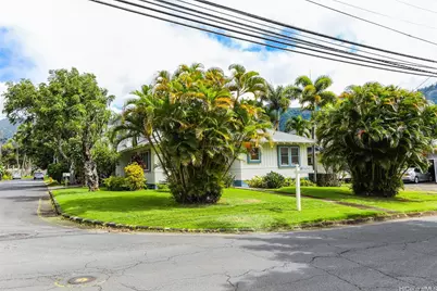 2654 Lowrey Avenue, Honolulu, HI 96822 - Photo 25