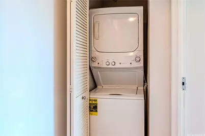 3009 Ala Makahala Place #1505, Honolulu, HI 96818 - Photo 13