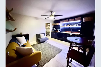 236 Liliuokalani Avenue #204, Honolulu, HI 96815 - Photo 1