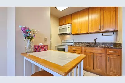 2040 Nuuanu Avenue #703, Honolulu, HI 96817 - Photo 7