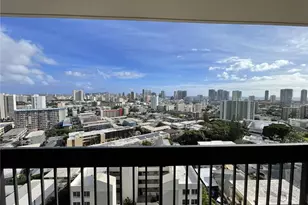 1560 Thurston Ave, Honolulu, HI 96822 - Photo 11