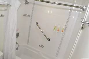 410 Atkinson Dr, Honolulu, HI 96814 - Photo 13