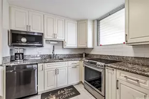 1717 Ala Wai Blvd, Honolulu, HI 96815 - Photo 3