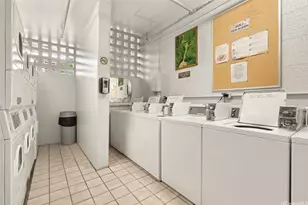 1650 Kanunu St, Honolulu, HI 96814 - Photo 11