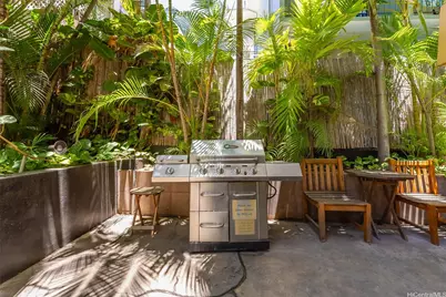 2425 Kuhio Avenue #608, Honolulu, HI 96815 - Photo 21