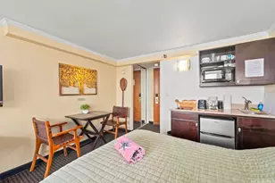 2425 Kuhio Ave, Honolulu, HI 96815 - Photo 5