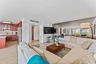 1910 Ala Moana Blvd, Honolulu, HI 96815 - Photo 3