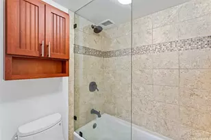 1910 Ala Moana Blvd, Honolulu, HI 96815 - Photo 21