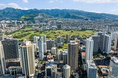2463 Kuhio Avenue #1010, Honolulu, HI 96815 - Photo 21