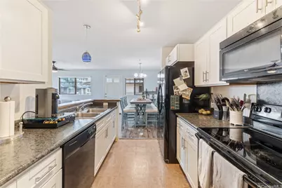 91-1015 Kamaaha Avenue #208, Kapolei, HI 96707 - Photo 5