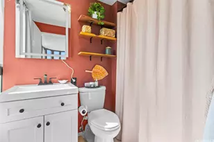 2724 Kahoaloha Ln, Honolulu, HI 96826 - Photo 13