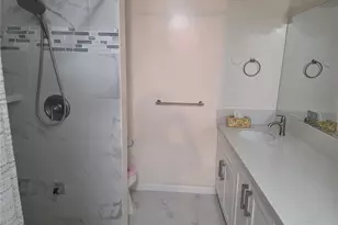 1655 Makaloa St, Honolulu, HI 96814 - Photo 9