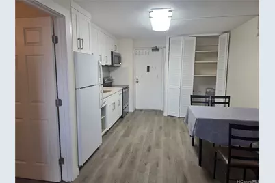 1655 Makaloa Street #2204, Honolulu, HI 96814 - Photo 5