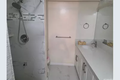 1655 Makaloa Street #2204, Honolulu, HI 96814 - Photo 7