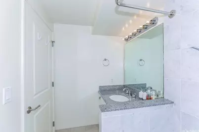 343 Hobron Lane #2702, Honolulu, HI 96815 - Photo 13