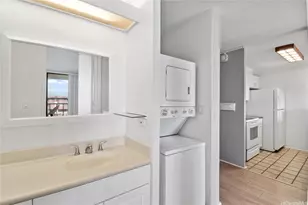 98-500 Koauka Loop, Aiea, HI 96701 - Photo 11