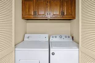 555 Hahaione St, Honolulu, HI 96825 - Photo 9