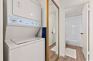 3045 Ala Napuaa Pl, Honolulu, HI 96818 - Photo 15